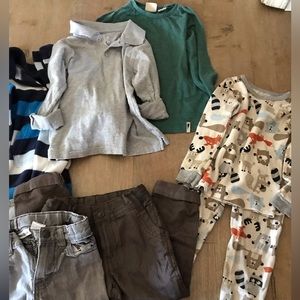 Lot of 18-24, 24, 2t, 3t clothes. Boys clothes